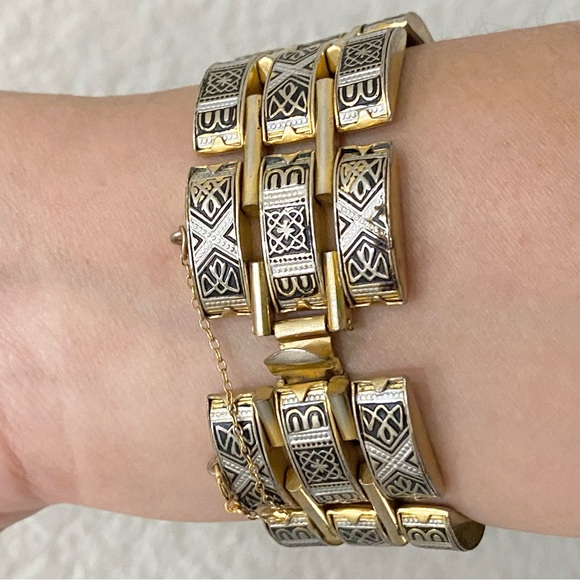 Vintage Gold-tone Damascene Art Deco 3-Row Hinged Bracelet 49g. - Picture 8 of 16